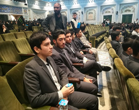 حضور دانش آموزان منتخب اعزامی به همایش در سایه سار مهر